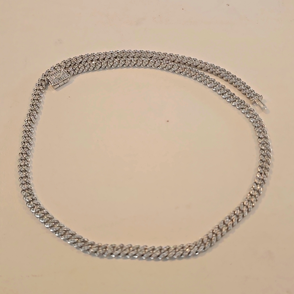 Gld White Gold Necklace